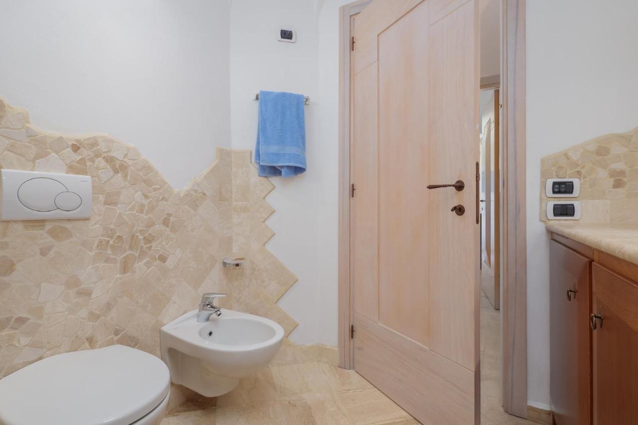 Villetta Azzurro - Sherdenia Luxury Apartments Marinella  Eksteriør billede