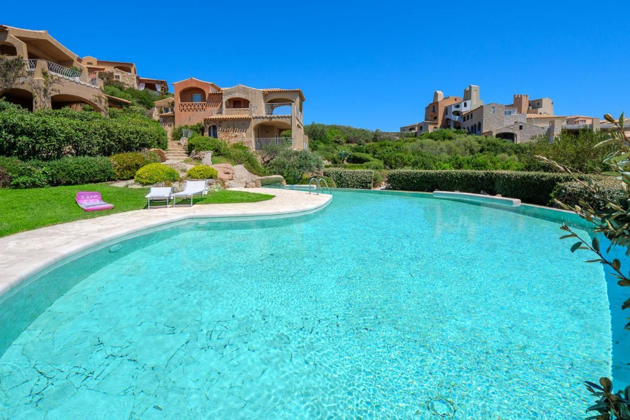 Villetta Azzurro - Sherdenia Luxury Apartments Marinella  Eksteriør billede